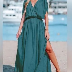 NWT- CUPSHE Surplice Ruched Maxi Dress, size Large